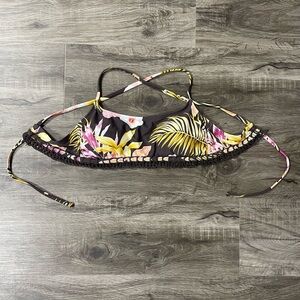NWOT Target Floral Bikini Top